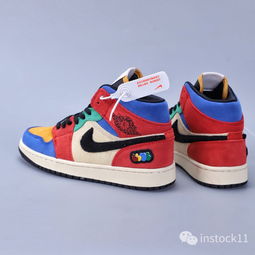 blue the great x air jordan 1 mid om feet,Design and Aesthetics